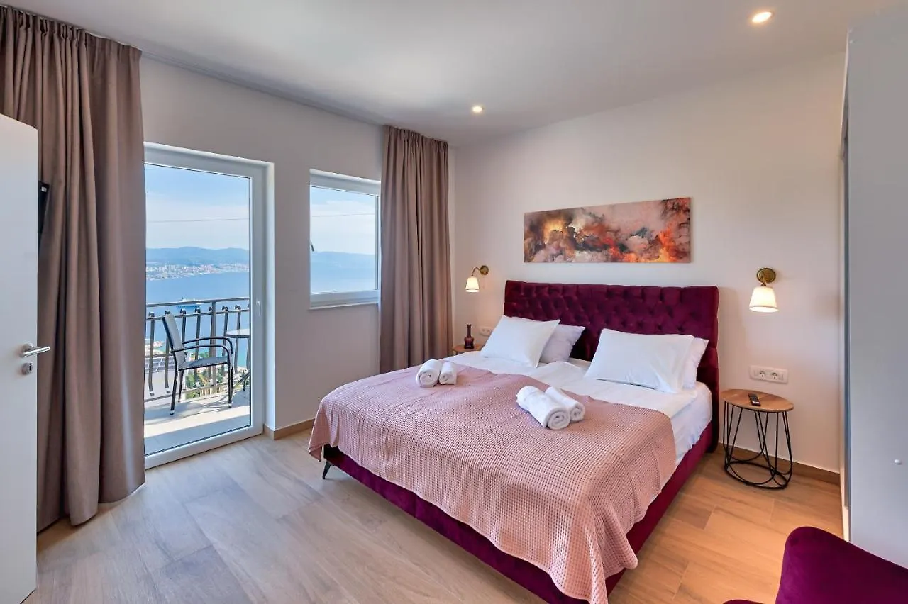 Villa Esarjo With Heated Pool And Sea View Veprinac